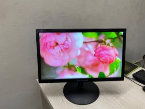 Gigasonic 19-Inch LED Monitor - Image 2